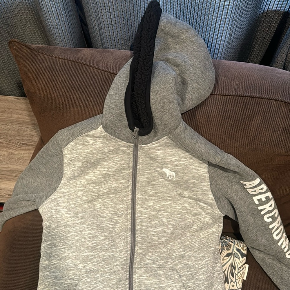 Boys Sherpa lined on the chest hoodie